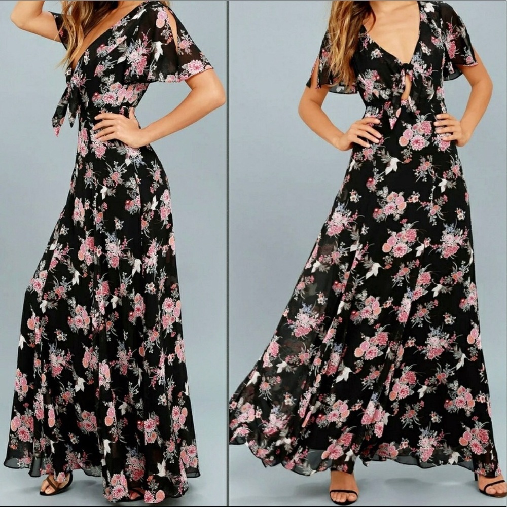 NWT Lulu’s Black Floral Maxi Dress - Tie Front - M